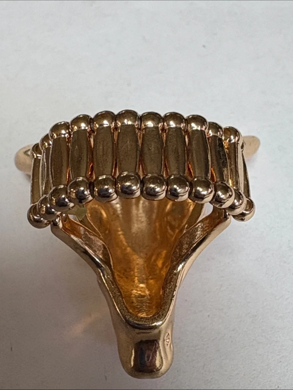 Gold Longhorn skull stretch ring